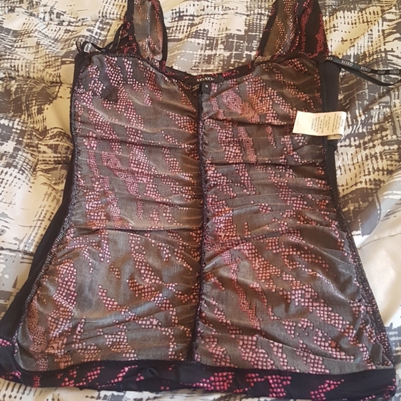 Top - Picture 4 of 4